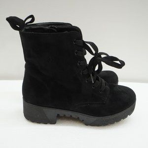 Black Faux Suede Lug Sole Platform Women's Size 10 lace up front Boot
